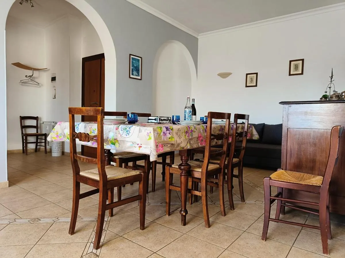 Avellini - Delightful And Spacious Apartment With Terrace - Near Metro A Cornelia Roma Itália