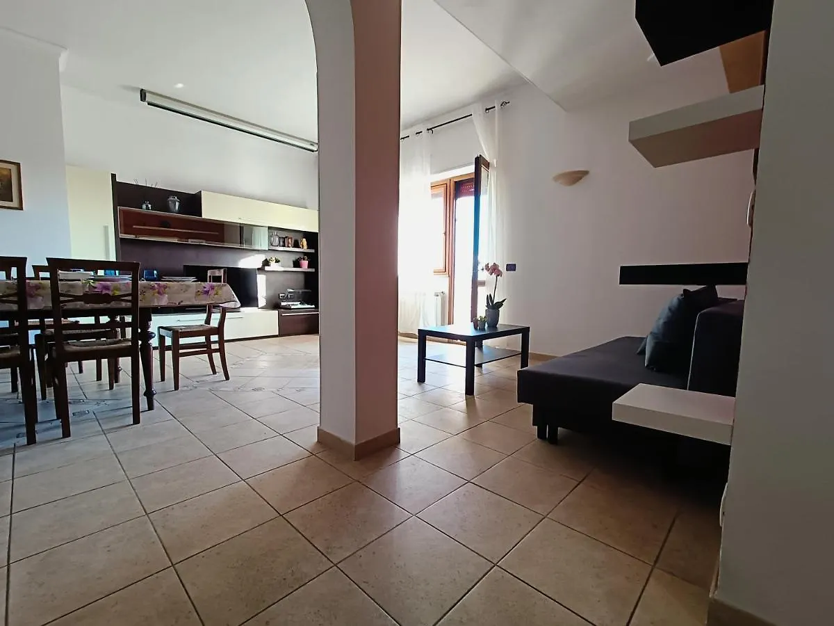 Avellini - Delightful And Spacious Apartment With Terrace - Near Metro A Cornelia Roma 0*,  Itália