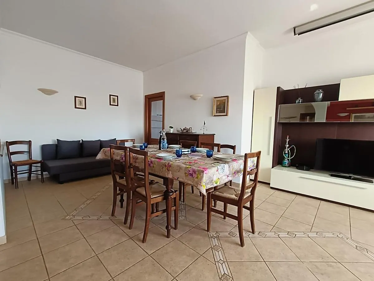 Avellini - Delightful And Spacious Apartment With Terrace - Near Metro A Cornelia Roma Itália