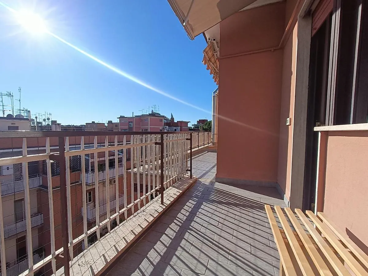 Avellini - Delightful And Spacious Apartment With Terrace - Near Metro A Cornelia Roma