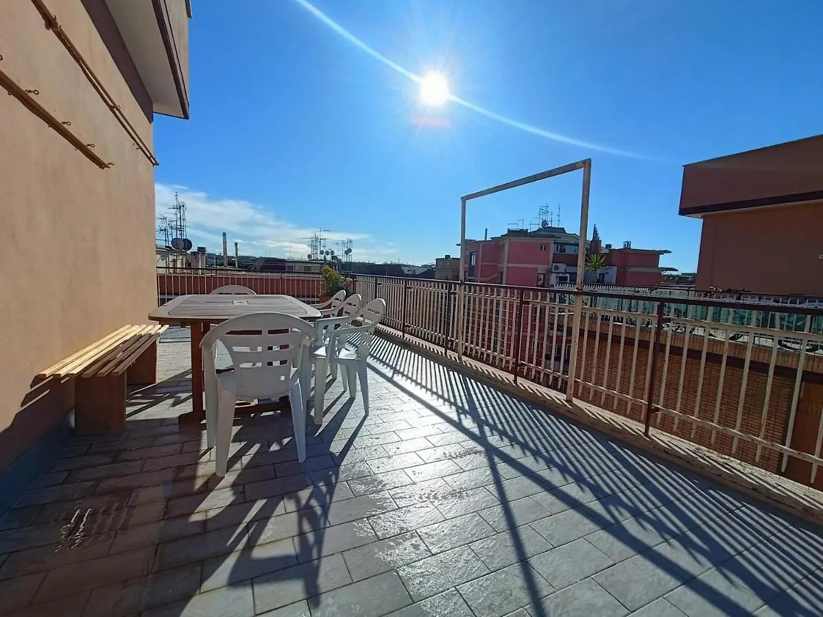 Avellini - Delightful And Spacious Apartment With Terrace - Near Metro A Cornelia Roma 0*,